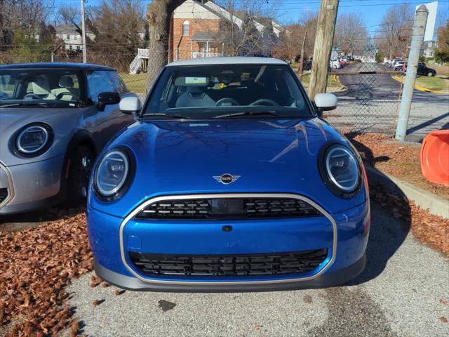 new 2025 MINI Hardtop car, priced at $35,730