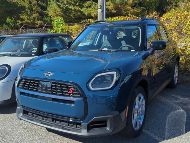 new 2025 MINI Countryman car, priced at $41,615