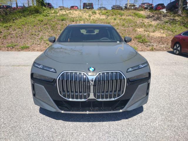 new 2025 BMW 760 car, priced at $140,625