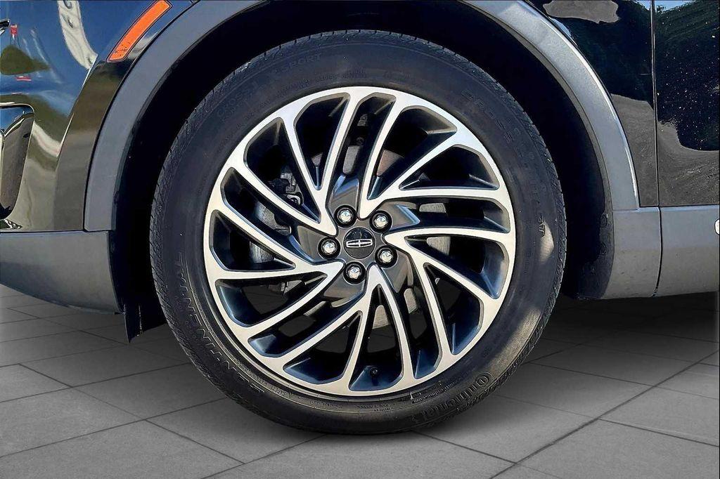 used 2019 Lincoln Nautilus car, priced at $19,900