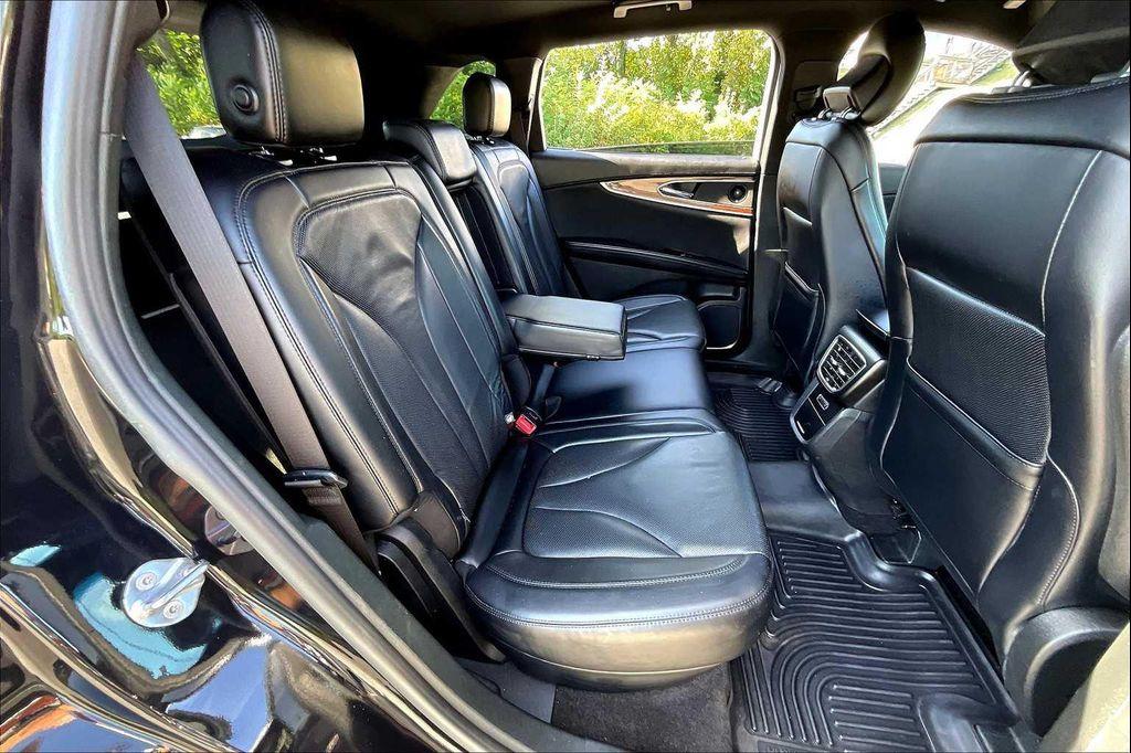 used 2019 Lincoln Nautilus car, priced at $19,900