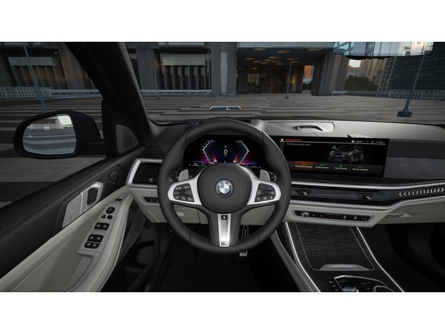 new 2026 BMW X7 car, priced at $109,030