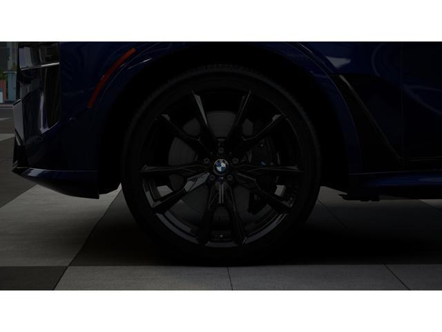 new 2026 BMW X7 car, priced at $109,030