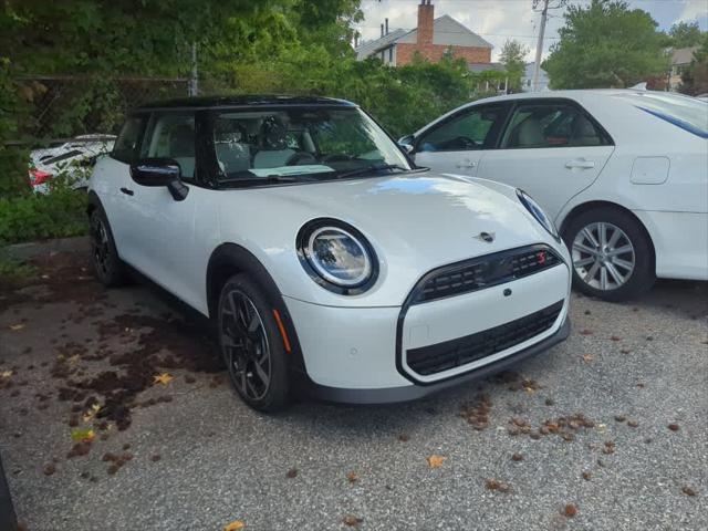 new 2025 MINI Hardtop car, priced at $37,605