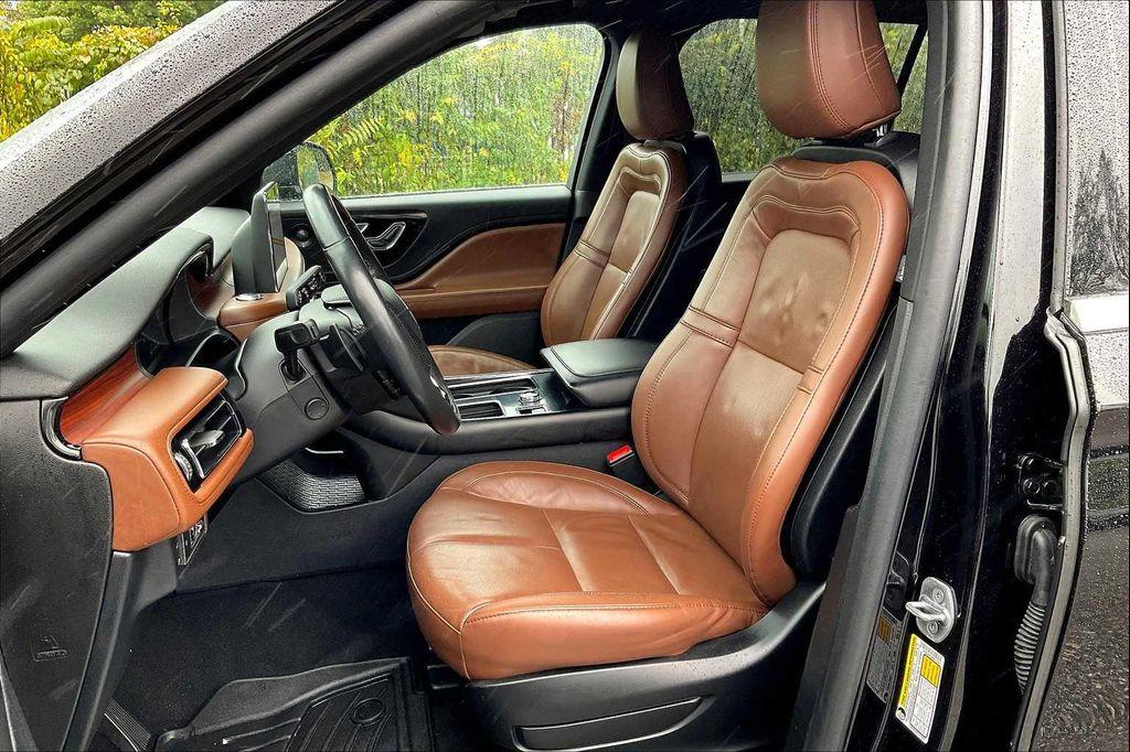 used 2022 Lincoln Aviator car, priced at $36,900