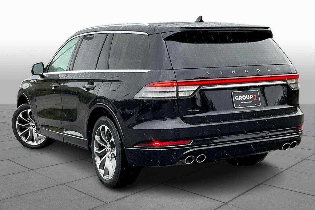 used 2022 Lincoln Aviator car, priced at $36,900