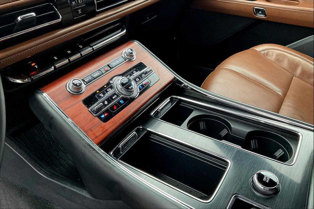 used 2022 Lincoln Aviator car, priced at $36,900