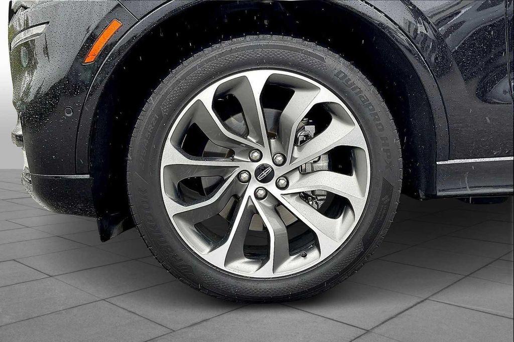 used 2022 Lincoln Aviator car, priced at $36,900