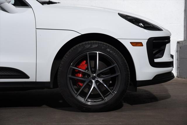 used 2025 Porsche Macan car