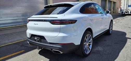 used 2022 Porsche Cayenne car, priced at $74,500