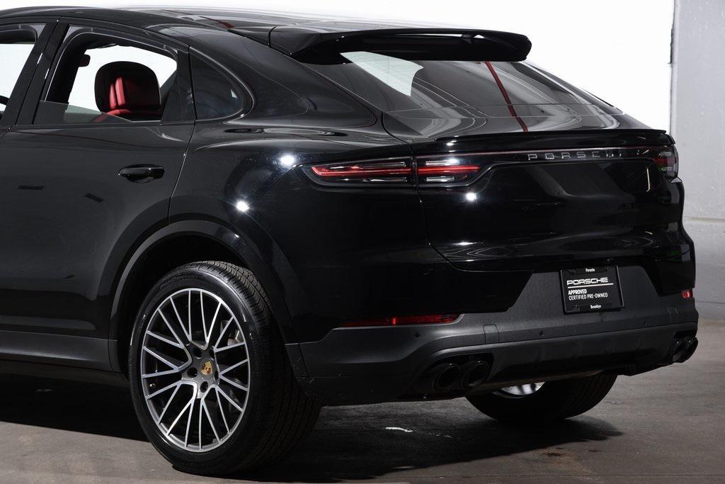 used 2022 Porsche Cayenne car, priced at $68,388