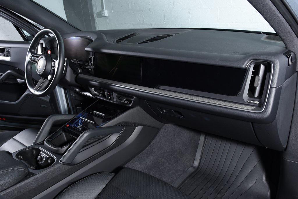 used 2025 Porsche Cayenne car, priced at $86,888