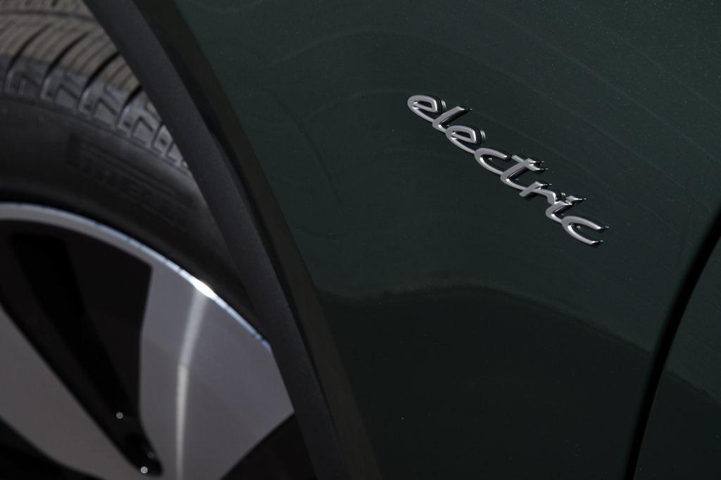 new 2025 Porsche Macan car, priced at $87,895