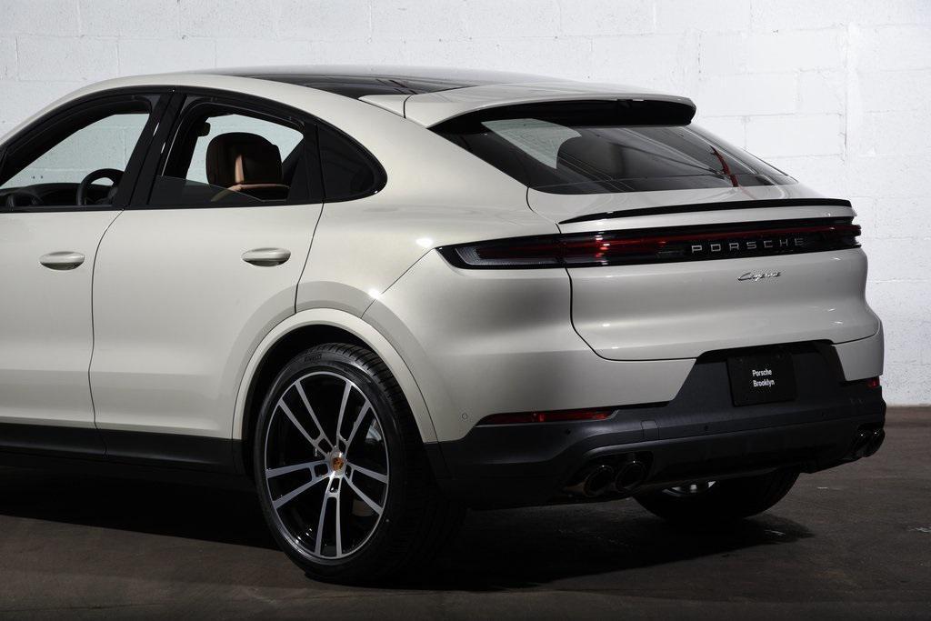 new 2025 Porsche Cayenne car, priced at $117,235