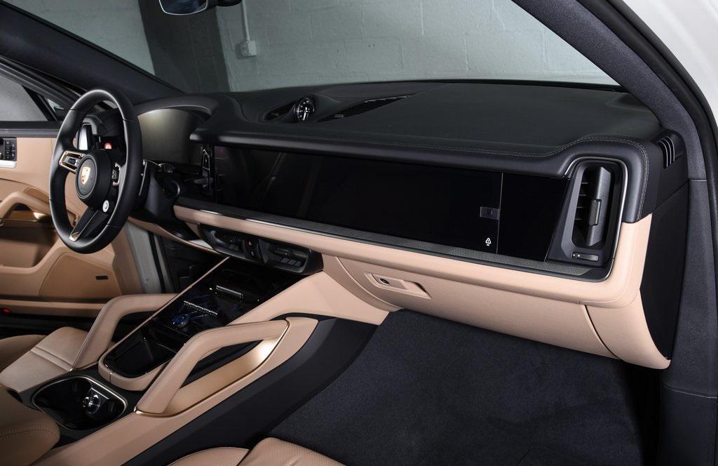 new 2025 Porsche Cayenne car, priced at $117,235