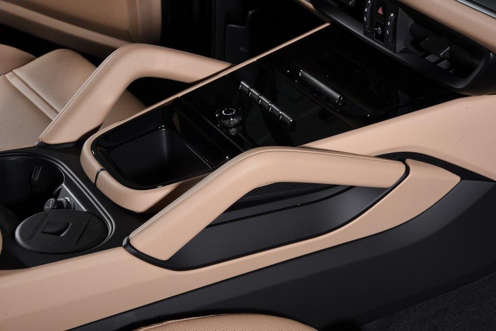 new 2025 Porsche Cayenne car, priced at $117,905