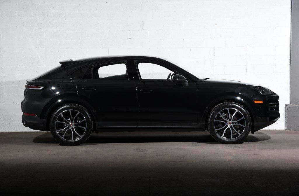 new 2025 Porsche Cayenne car, priced at $117,905