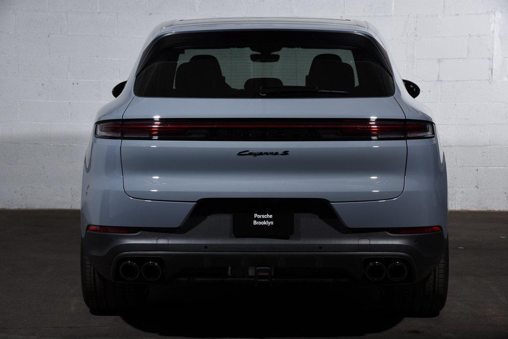 new 2024 Porsche Cayenne car, priced at $131,460