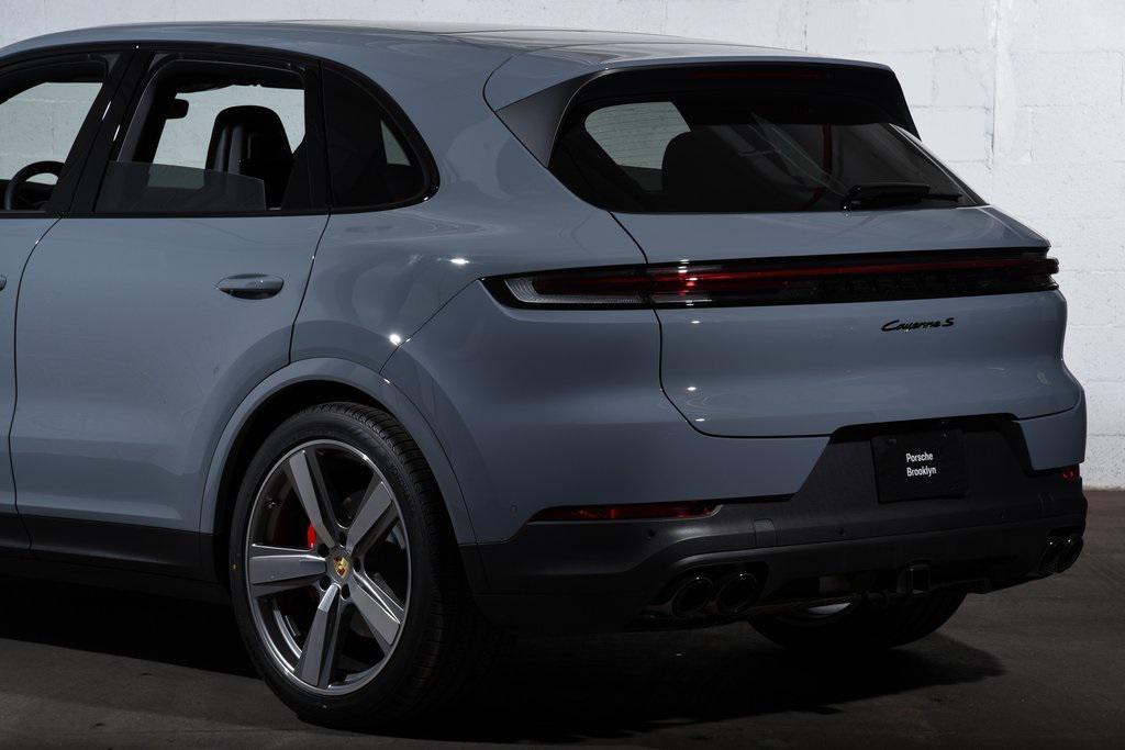 new 2024 Porsche Cayenne car, priced at $131,460