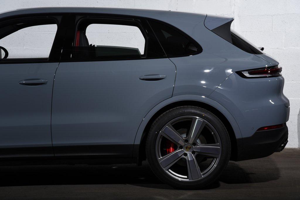 new 2024 Porsche Cayenne car, priced at $131,460