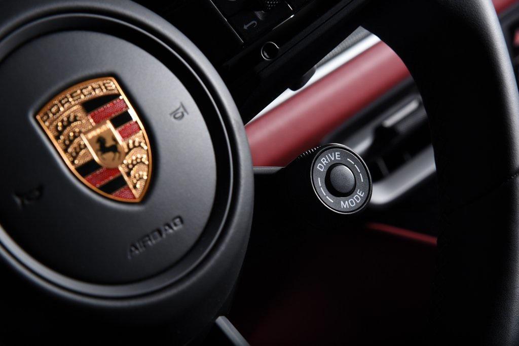 new 2024 Porsche Cayenne car, priced at $131,460