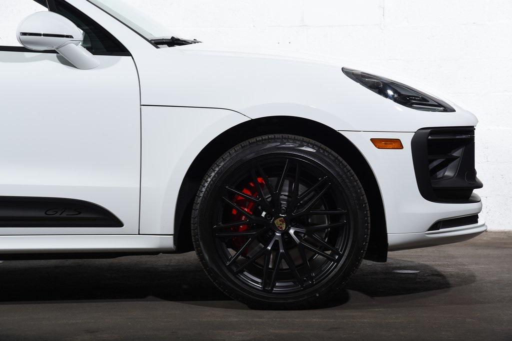 new 2025 Porsche Macan car, priced at $95,635