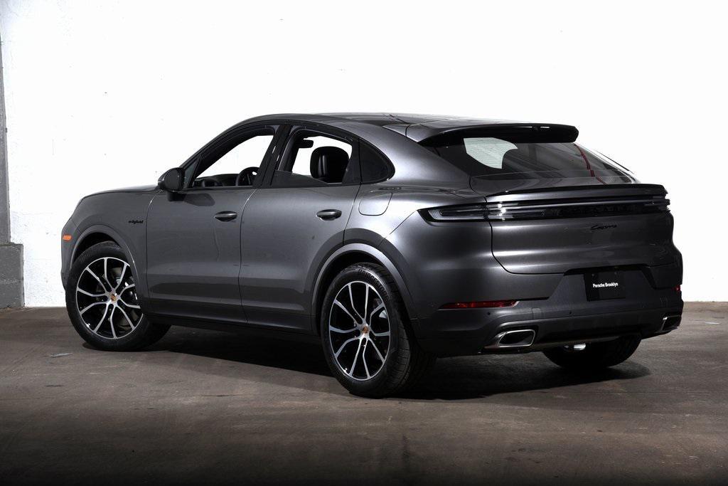 new 2025 Porsche Cayenne car, priced at $134,125