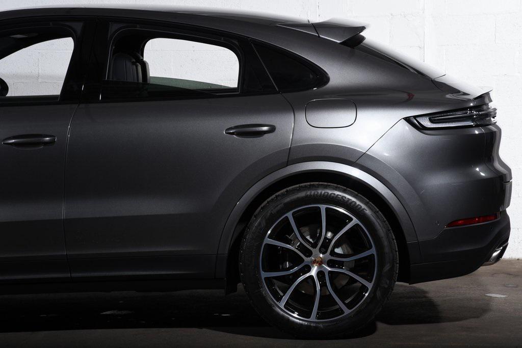 new 2025 Porsche Cayenne car, priced at $134,125
