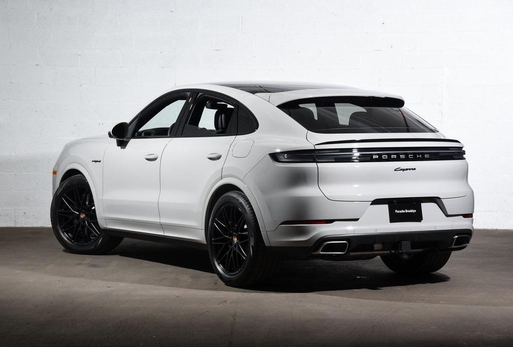 new 2025 Porsche Cayenne car, priced at $134,735