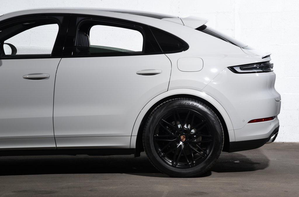 new 2025 Porsche Cayenne car, priced at $134,735