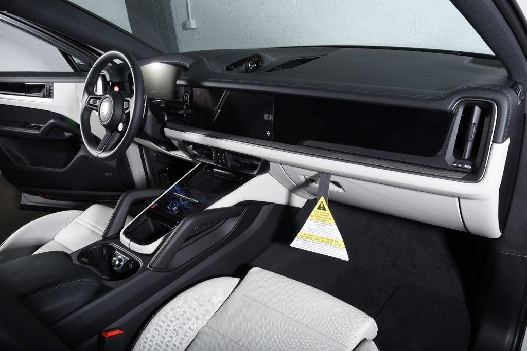 new 2025 Porsche Cayenne car, priced at $134,735