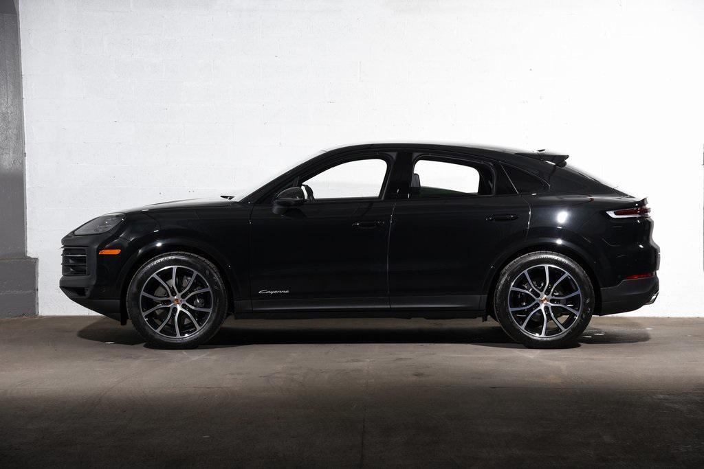 new 2025 Porsche Cayenne car, priced at $107,505