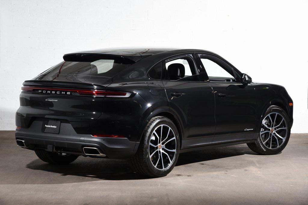 new 2025 Porsche Cayenne car, priced at $107,505