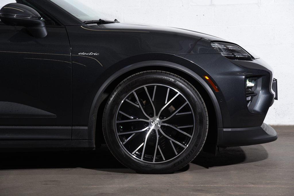 used 2024 Porsche Macan car, priced at $88,888