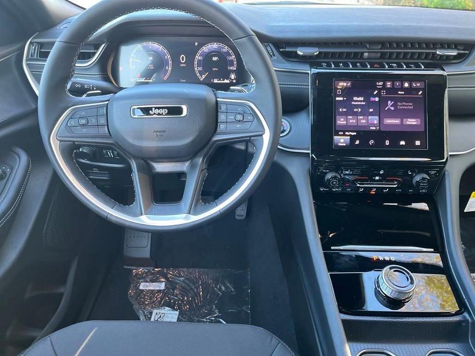 new 2025 Jeep Grand Cherokee L car, priced at $45,215