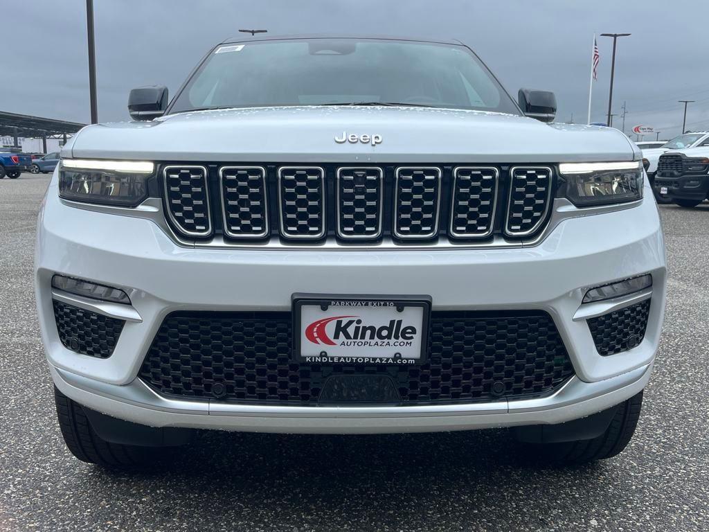 new 2025 Jeep Grand Cherokee car, priced at $59,749