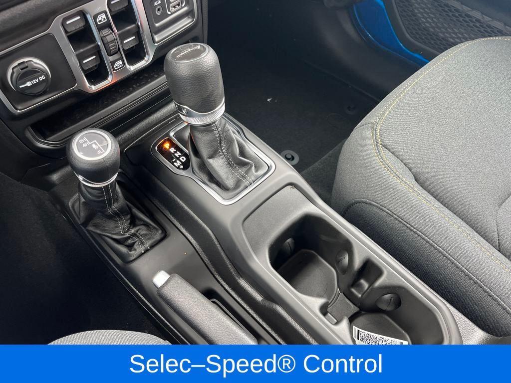 new 2025 Jeep Gladiator car, priced at $47,092