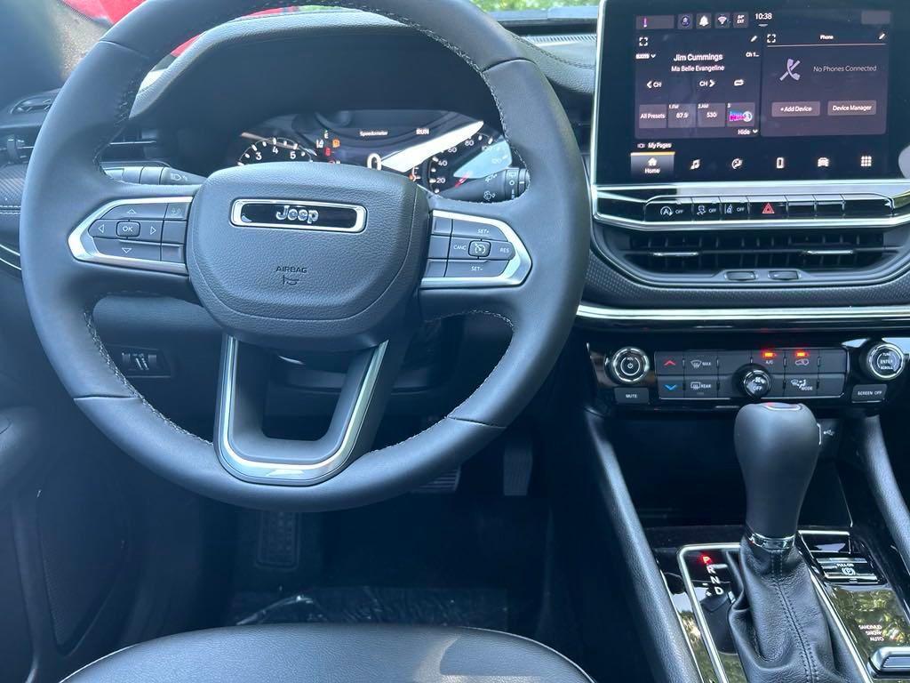 new 2024 Jeep Compass car, priced at $25,999