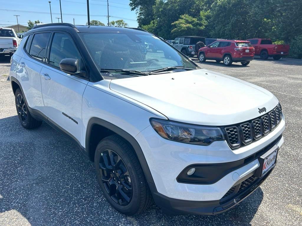 new 2024 Jeep Compass car, priced at $25,999
