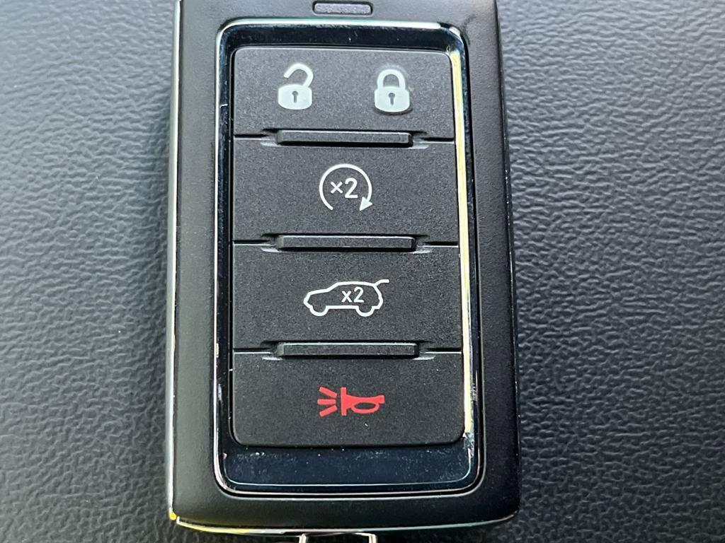 new 2025 Jeep Grand Cherokee car, priced at $45,259