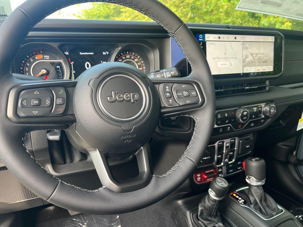 new 2025 Jeep Wrangler car, priced at $66,590