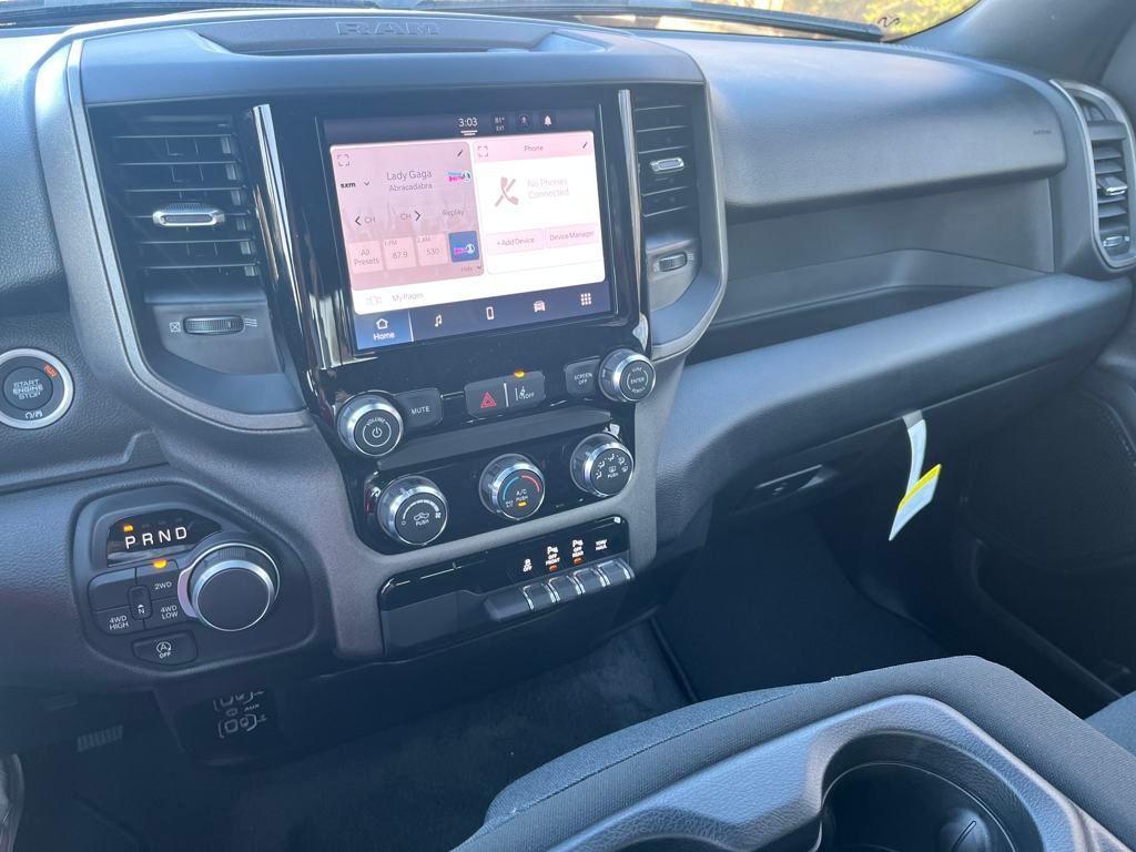 new 2025 Ram 1500 car, priced at $45,578