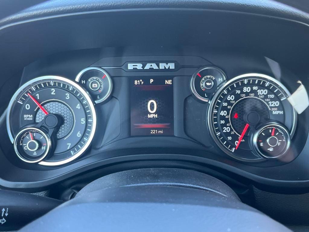 new 2025 Ram 1500 car, priced at $45,578
