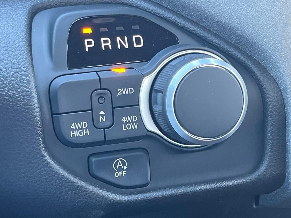new 2025 Ram 1500 car, priced at $45,578