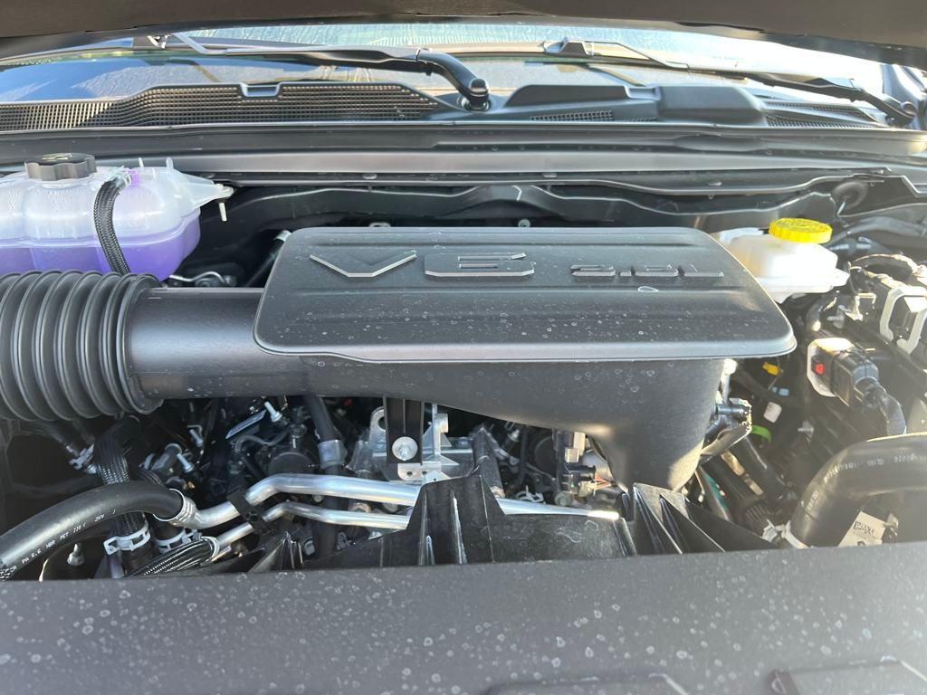 new 2025 Ram 1500 car, priced at $45,578