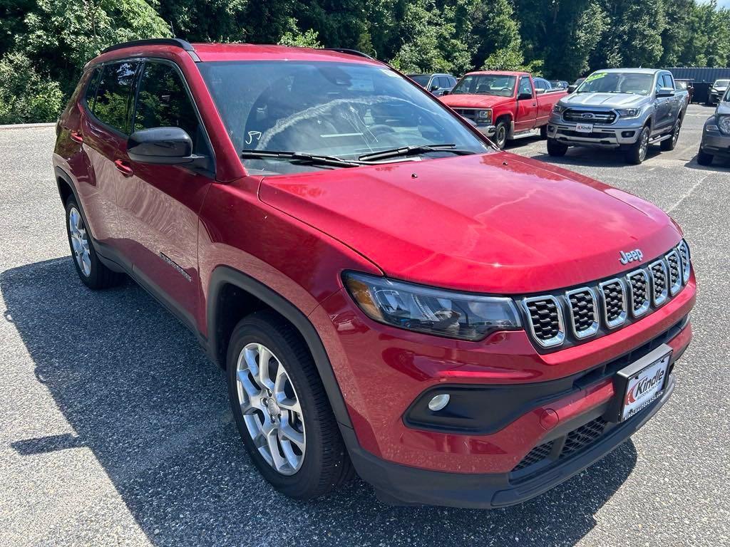 new 2024 Jeep Compass car, priced at $25,999