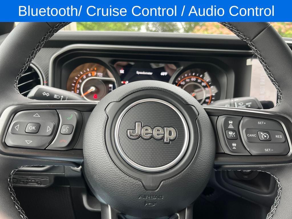 new 2025 Jeep Gladiator car, priced at $50,950