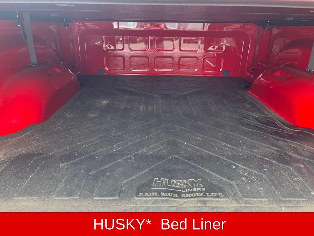 used 2022 Ram 1500 Classic car, priced at $33,999