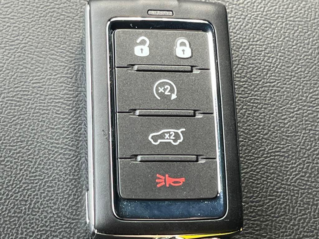 new 2025 Jeep Grand Cherokee car, priced at $46,855