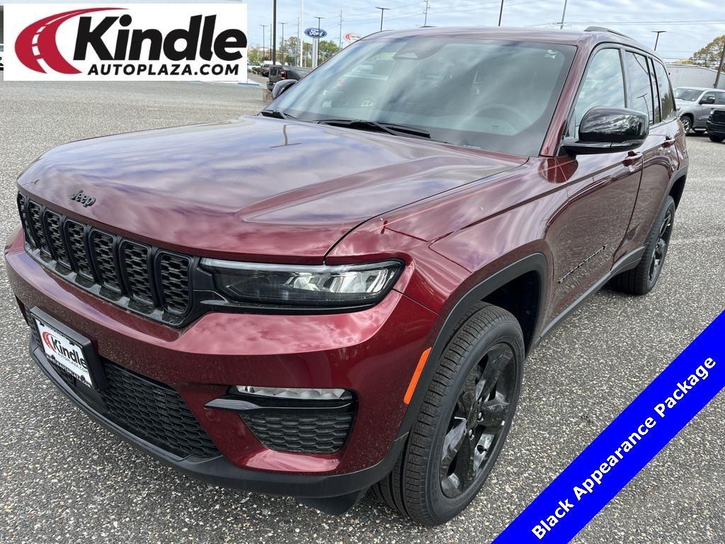 new 2025 Jeep Grand Cherokee car, priced at $44,241